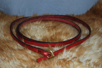 ceinture boucle en bronze cerise